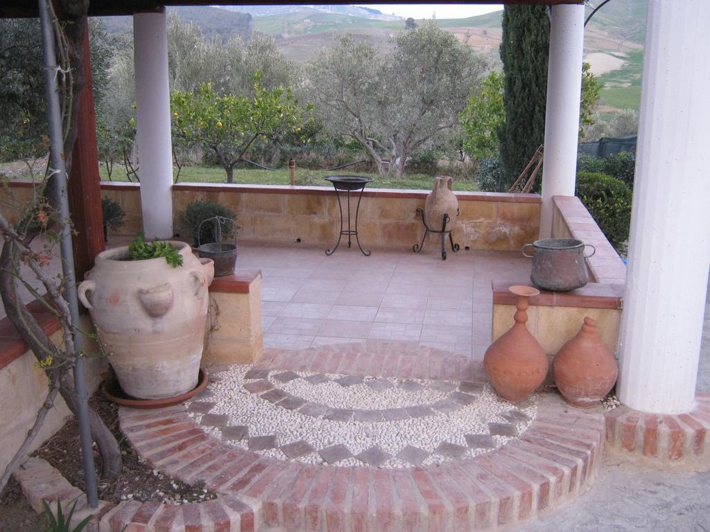 B&B La Casa Dell'Artista Nissoria Exteriér fotografie
